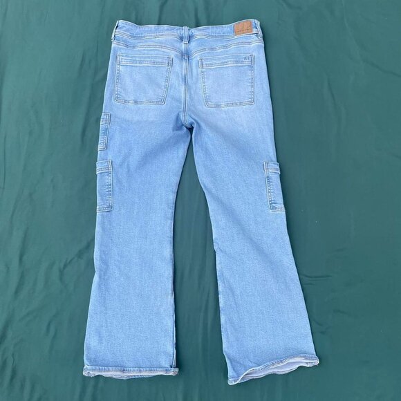 American Eagle cargo style Blue jeans Boot Cut/flare short/cropped - Picture 4 of 8